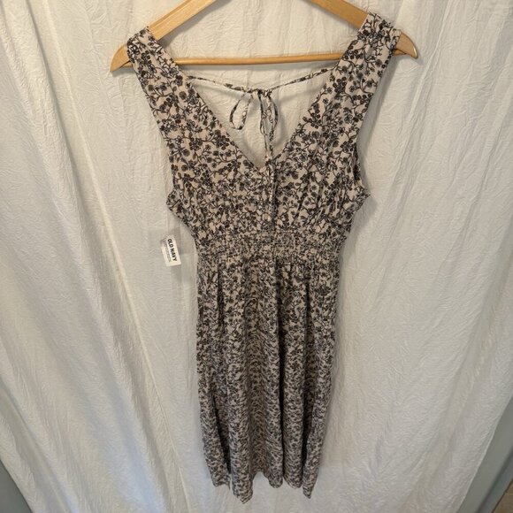 NWT Old Navy Waist-Defined Floral Sleeveless Tie Back Smocked Maxi Dress Medium - Picture 10 of 13